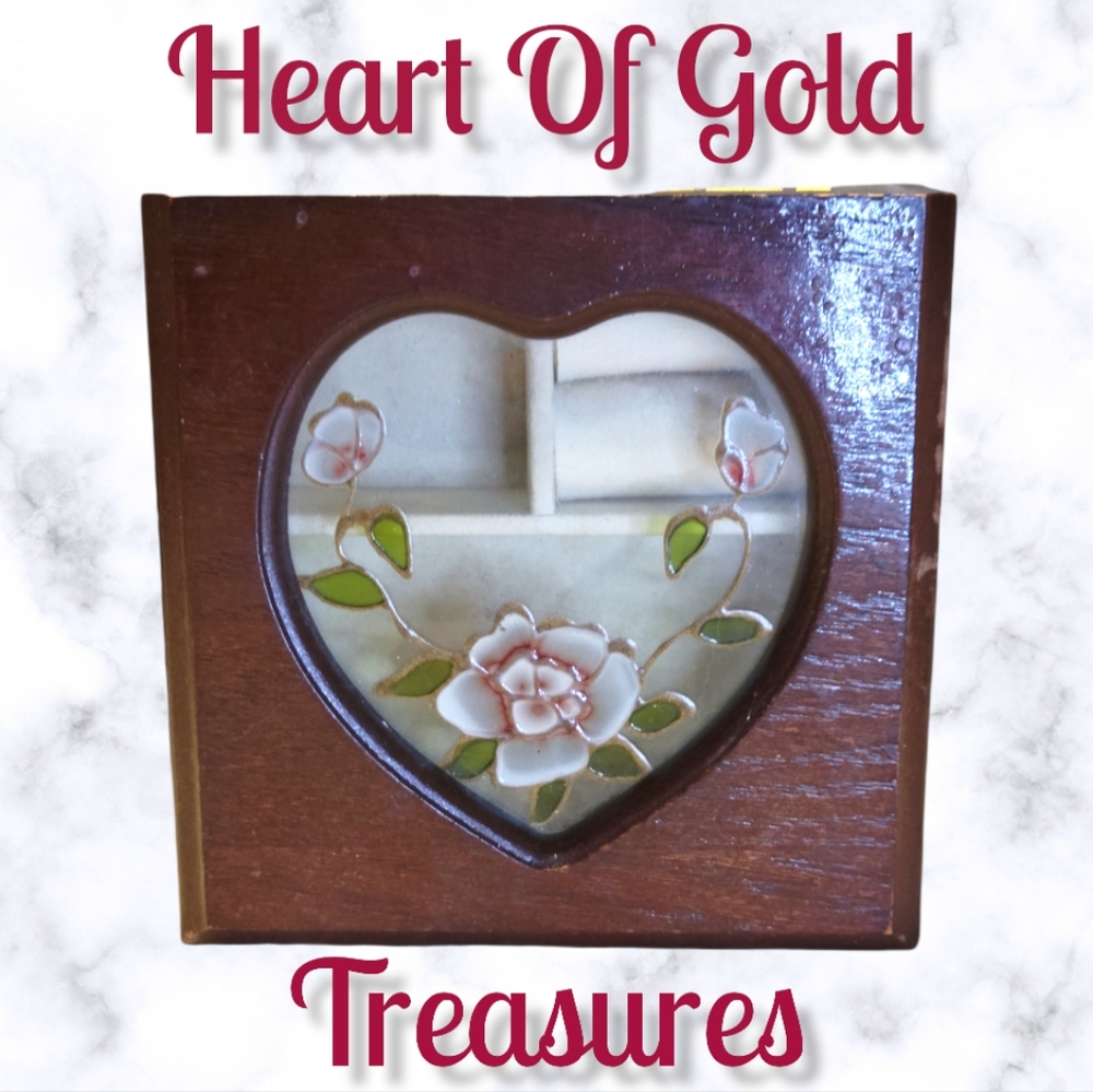 Vtg Stained Oak Wooden Hinged Jewelry Trinket Stash Box Wild Roses Glass Heart